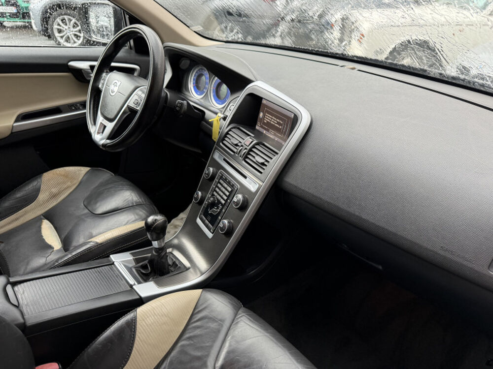 XC60 D3 163CH DRIVE R-DESIGN 2011 occasion 31140 Aucamville