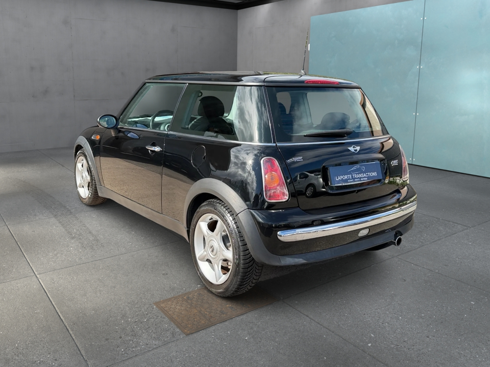 Cooper ONE 90CH 2003 occasion 88200 Saint-Nabord