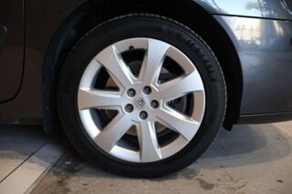 Grand Espace 2.0 DCI 175CH FAP CELEBRATION BVA 2009 occasion 95200 Sarcelles