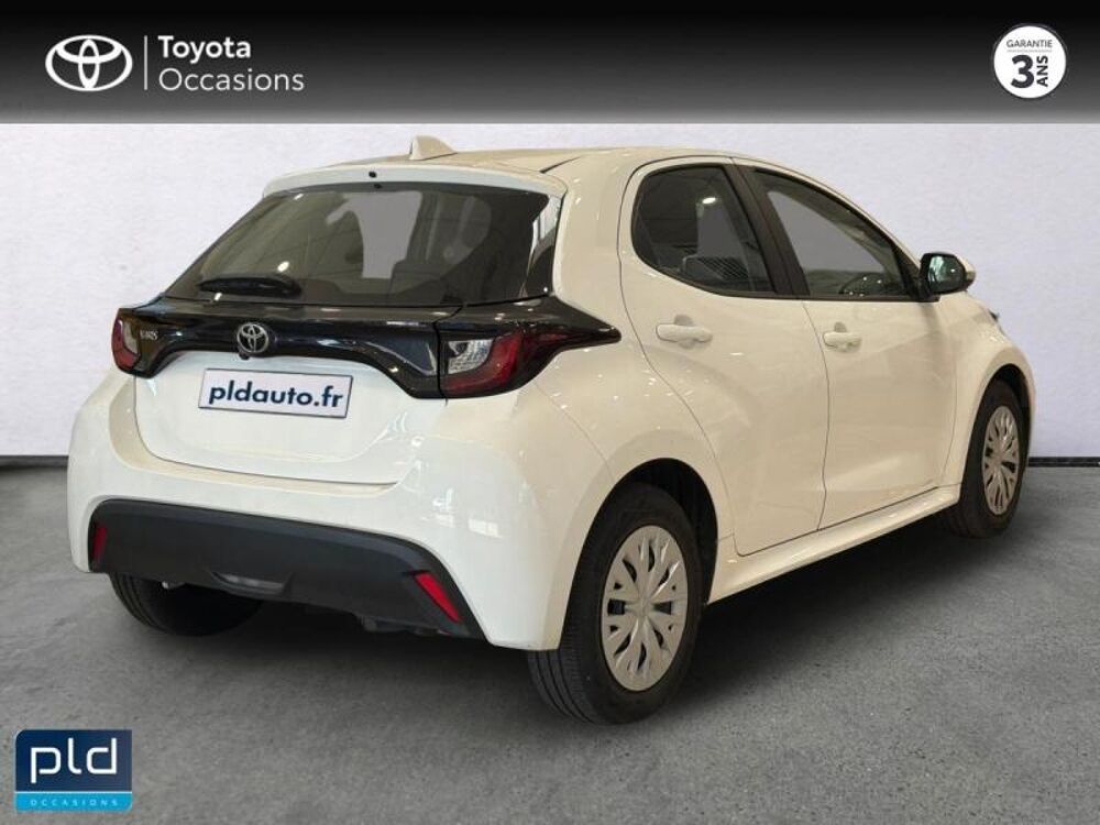 Yaris 120 VVT-i Dynamic Business 5p MC24 2024 occasion 13300 Salon-de-Provence