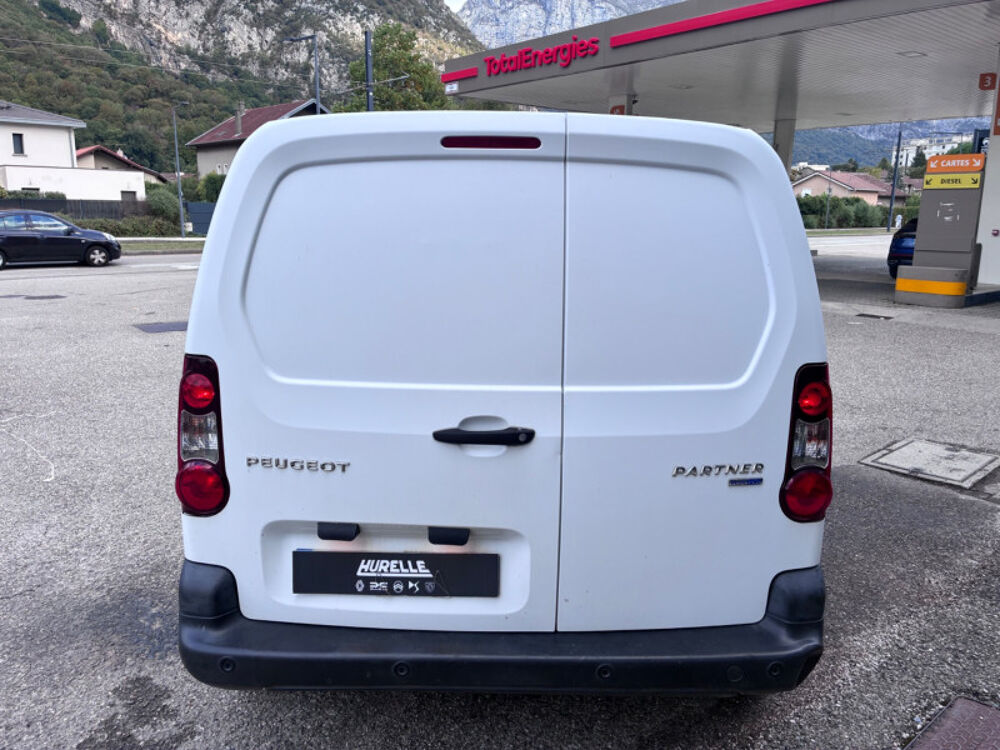 Partner STANDARD 1.6 BLUEHDI 100CH S&S PREMIUM / SUIVI COMPLET PEUGE 2016 occasion 38130 ECHIROLLES