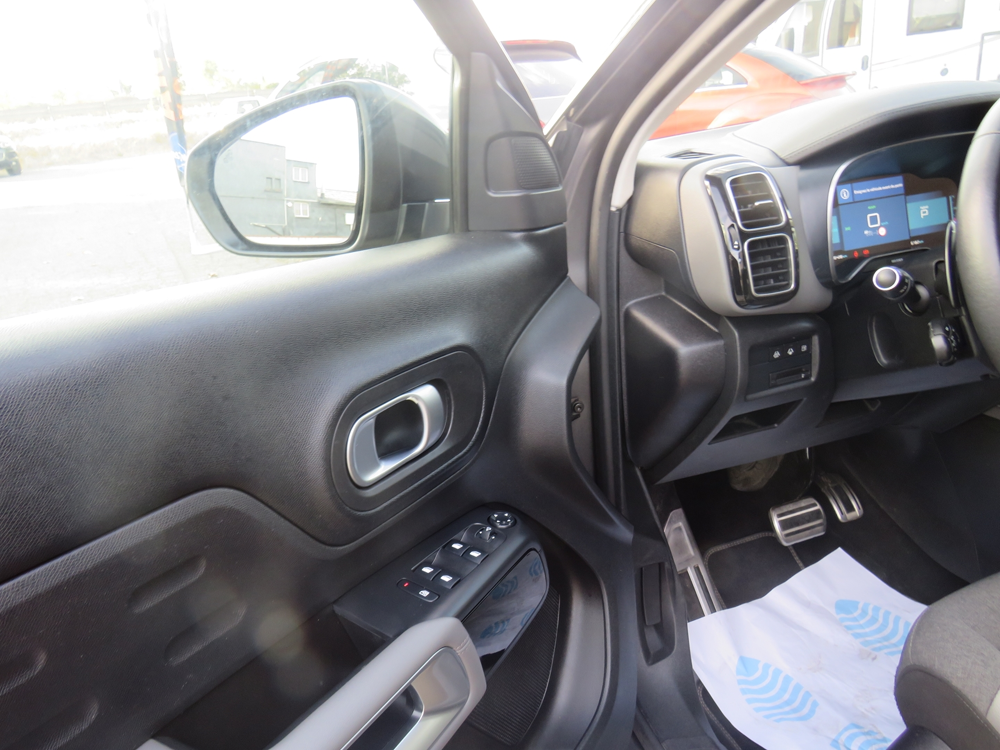 C5 aircross HYBRID 225CH SHINE PACK E-EAT8 2021 occasion 31600 Muret