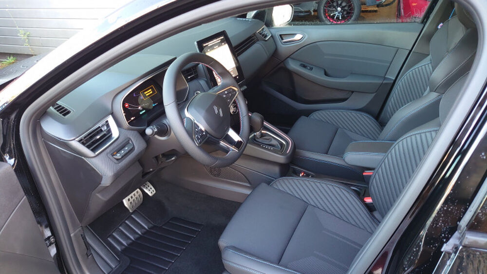 Clio V 1.6 E-TECH 145CH FULL HYBRID ESPRIT ALPINE - 25 2025 occasion 40990 Saint-Paul-l&egrave;s-Dax