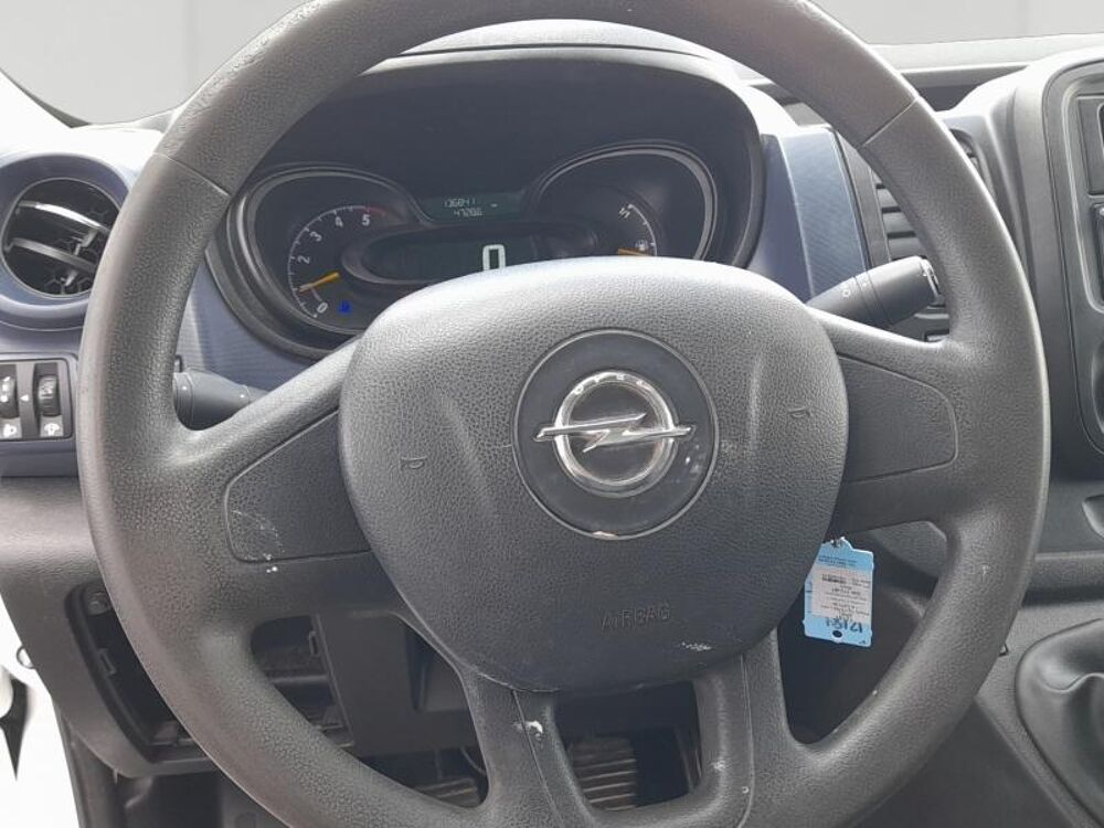 Vivaro F2700 L1H1 1.6 CDTI 90 2015 occasion 27300 Bernay