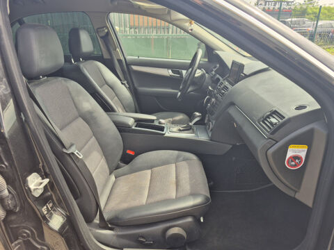 Classe C 220 CDI AVANTGARDE BA 2008 occasion 95420 MAGNY EN VEXIN