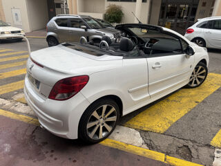207 CC 1.6 HDI110 FAP ROLAND GARROS IV 2013 occasion 06400 Cannes