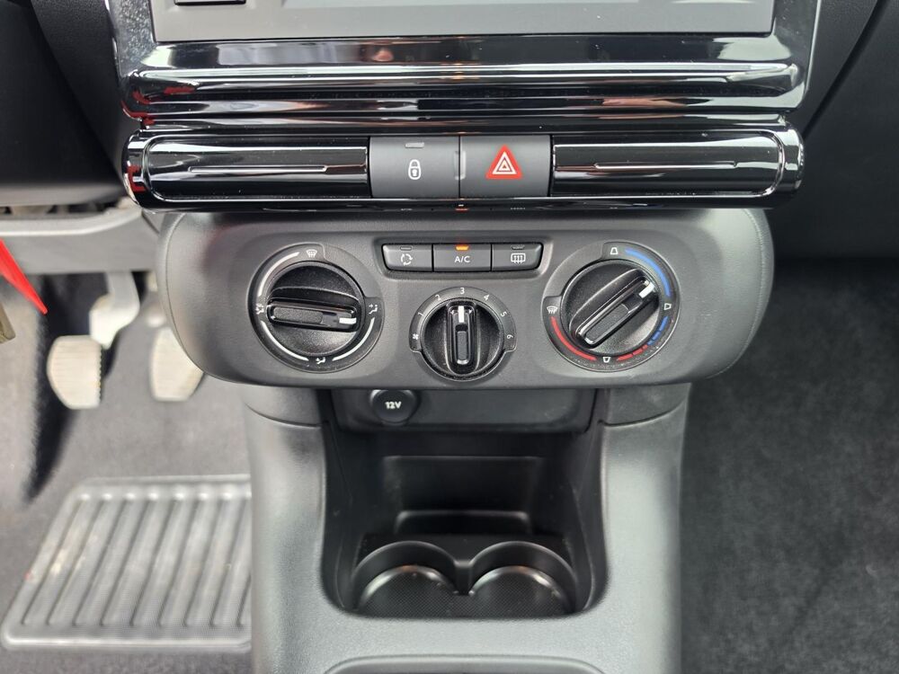C3 1.2 PureTech 83 PLUS / CLIMATISATION / REGULATEUR 2024 occasion 56850 Caudan