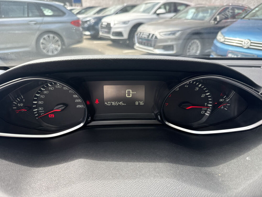 308 1.2 PURETECH 110CH STYLE S&S 5P 2017 occasion 31140 Aucamville