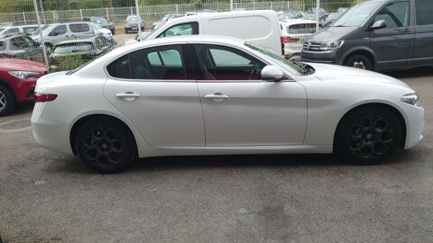 Giulia 2.2 JTD 160CH EXECUTIVE AT8 MY19 2019 occasion 40990 Saint-Paul-l&egrave;s-Dax