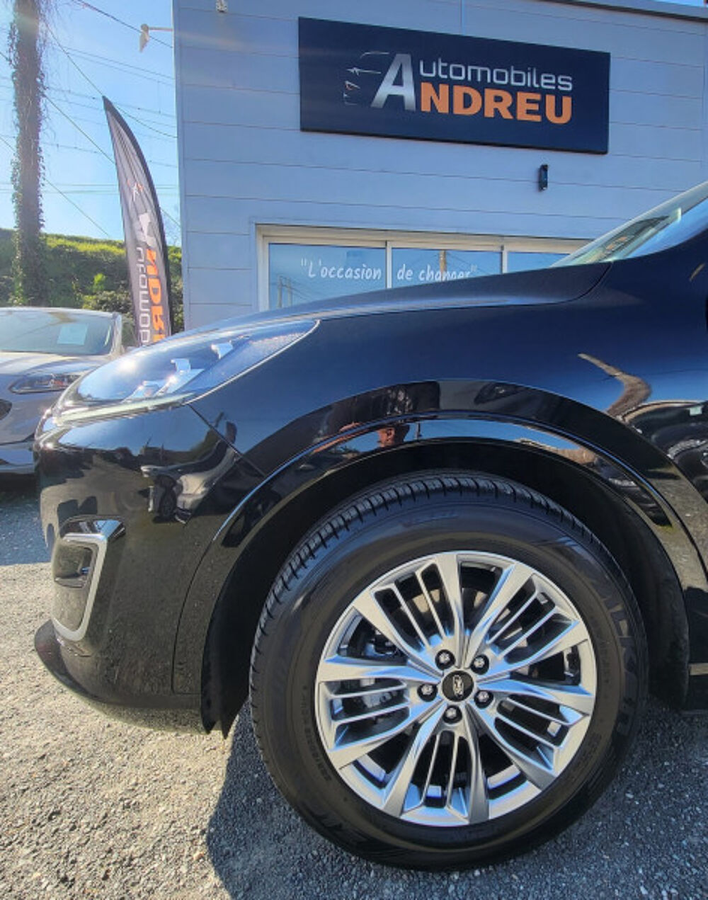 Kuga 2.5 DURATEC 190CH FHEV E85 VIGNALE BVA 2023 occasion 33700 M&eacute;rignac