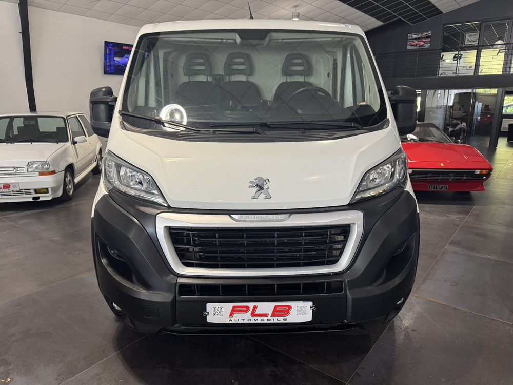 Boxer 330 L1H1 2.0 BLUEHDI 110 CV 12490 TTC 2018 occasion 12000 RODEZ