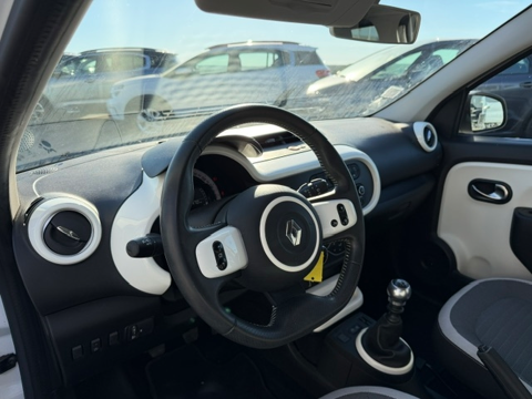 Twingo III 0.9 TCE 90CH ENERGY INTENS 2017 occasion 16400 Puymoyen