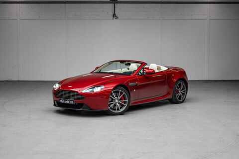 Aston Martin V8 S Cabriolet *Ch&acirc;ssis SP10 / Volcano Red* 2013 occasion Paris 75014