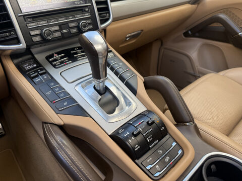 Cayenne (958) 4.8 520CH TURBO 2016 occasion 06400 Cannes