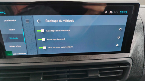 Jumpy M 2.2 DIESEL 180CH AUTOMATIQUE 2026 occasion 12850 Onet-le-Ch&acirc;teau
