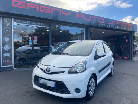 Toyota Aygo 1.0 VVT-I 68CH DYNAMIC MMT 5P BOITE AUTOMATIQUE FAIBLE KM 2012 occasion Gagny 93220