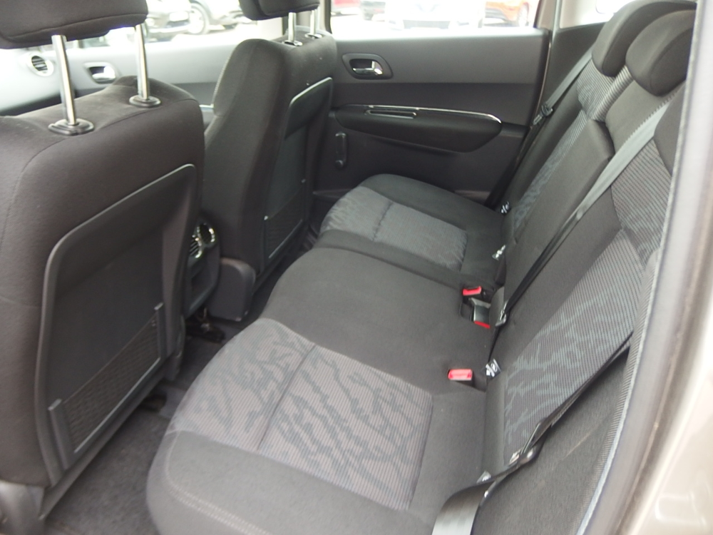 3008 1.6 VTI 16V CONFORT PACK 2010 occasion 10600 Savi&egrave;res