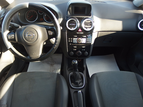 Corsa 1.4 TWINPORT COSMO 5P 2009 occasion 10600 Savi&egrave;res
