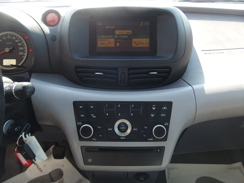 Almera Tino 2.2 DCI 112CH ACENTA 2004 occasion 10600 Savi&egrave;res