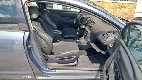 C4 2.0 16V VTS 2005 occasion 50720 Barenton