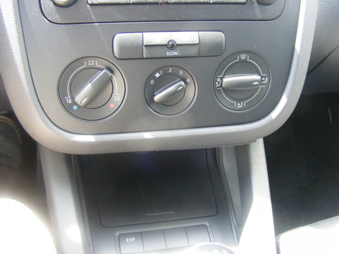 Golf V 1.4 75CH TREND 5P 2004 occasion 38150 Salaise-sur-Sanne