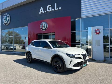 Alfa Romeo Junior 1.2 Ibrida 136ch DCT6 2025 occasion Salon-de-Provence 13300
