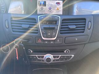 Laguna III Estate 2.0 DCI 150CH ENERGY BOSE EDITION ECO&sup2; 4control / ATTELAGE 2011 occasion 38130 ECHIROLLES