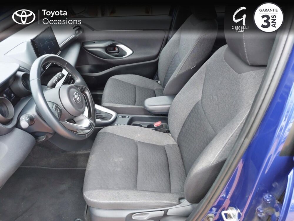 Yaris Cross 116h Design MY22 2023 occasion 26200 Mont&eacute;limar