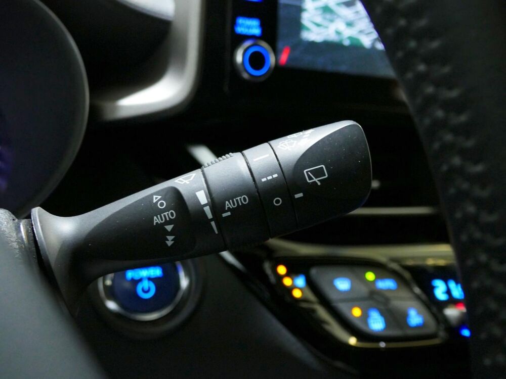 C-HR 1.8 Hybride 122ch Dynamic Business E-CVT 2023 occasion 77400 Lagny-sur-Marne