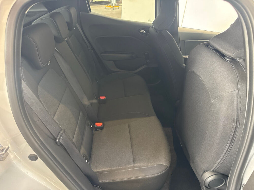 Clio V 1.0 TCE 90CH EQUILIBRE AUTO ECOLE 2023 occasion 28630 Nogent-le-Phaye