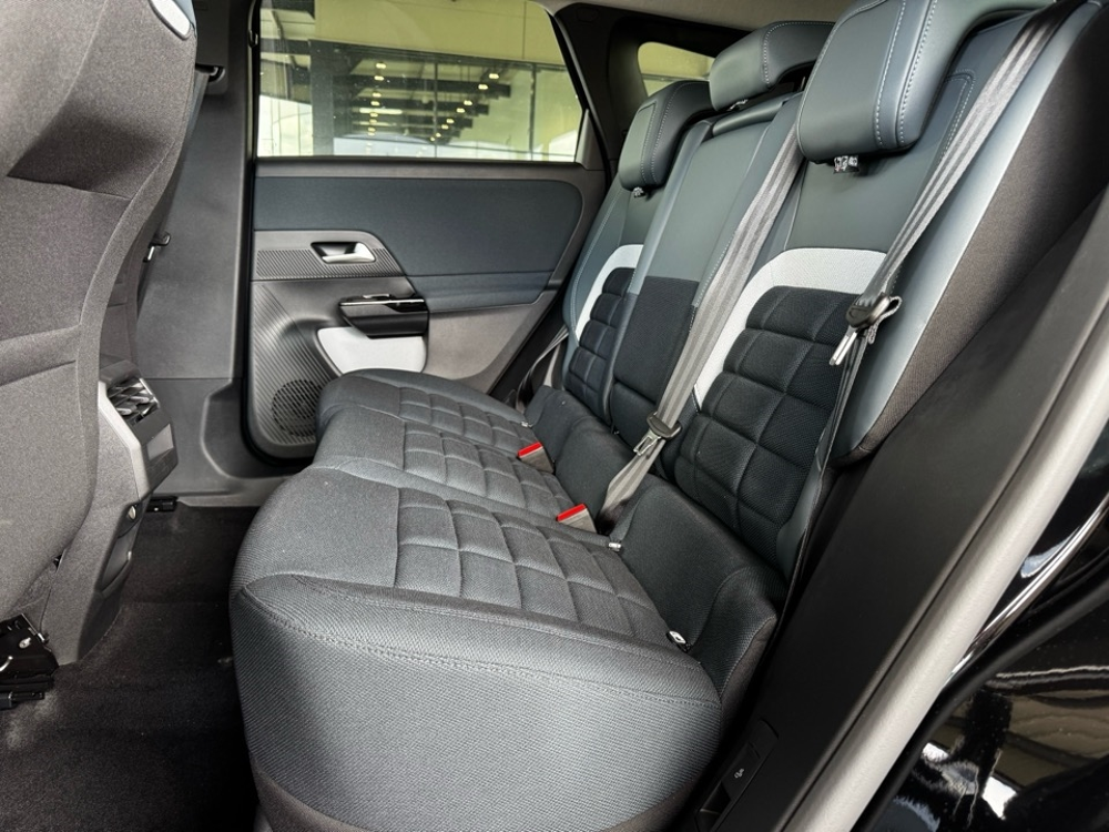 C5 aircross 1.2 HYBRIDE 145CH PLUS BOITE AUTOMATIQUE 2026 occasion 82370 Campsas