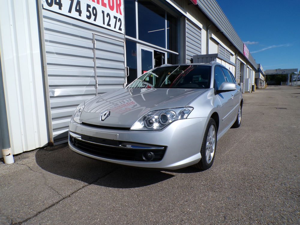Laguna III Estate III 2.0 DCI 150CH DYNAMIQUE 2008 occasion 38150 Salaise-sur-Sanne