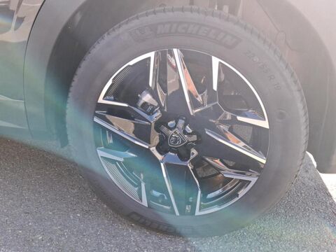 3008 1.2 Hybrid 145ch GT e-DCS6 / Toit ouvrant + Pack Vision 360&deg; 2025 occasion 28500 Vernouillet