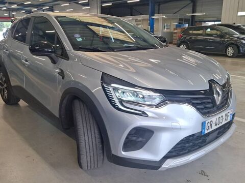 Captur 1.6 E-TECH HYBRIDE 145CH EVOLUTION 2023 occasion 38070 Saint-Quentin-Fallavier