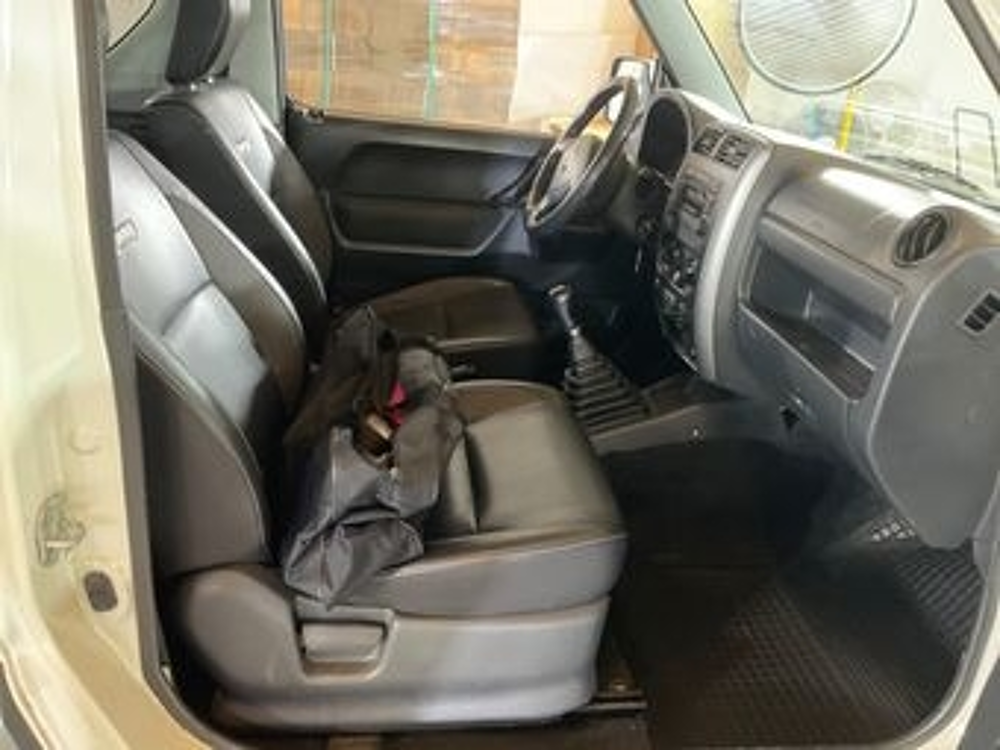 Jimny 1.3 VVT JLX 2014 occasion 38150 Salaise-sur-Sanne
