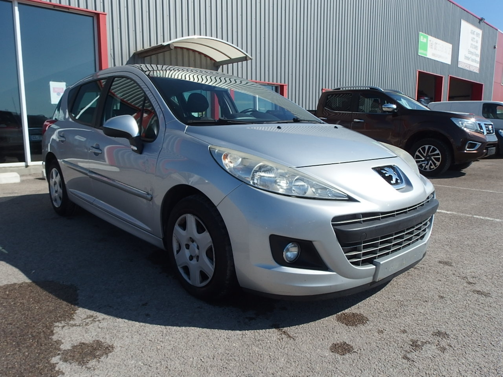207 SW 1.6 HDI FAP BUSINESS PACK 2013 occasion 10600 Savi&egrave;res