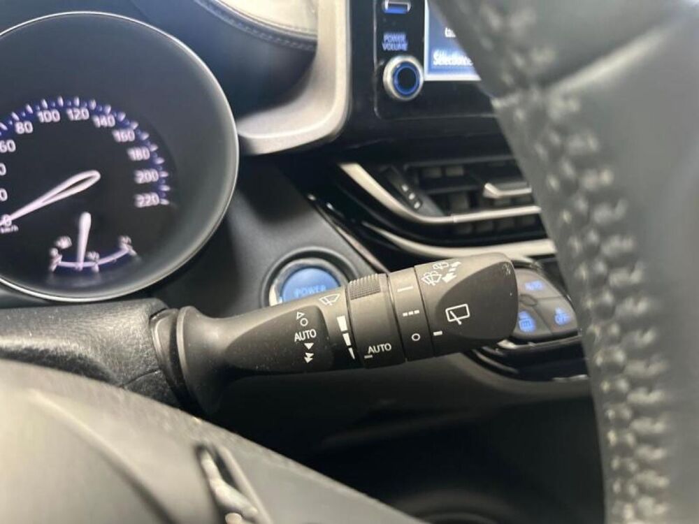 C-HR 1.8 Hybride 122ch Dynamic Ultimate E-CVT 2023 occasion 13012 Marseille