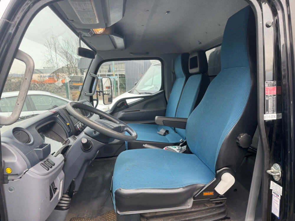 Canter 3C15 CAISSE SAVOYARD PX 11500&curren; HT 2013 occasion 42000 Saint-&Eacute;tienne