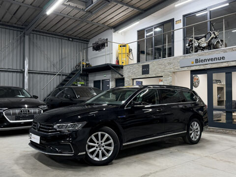 Annonce voiture Volkswagen Passat 21990 €