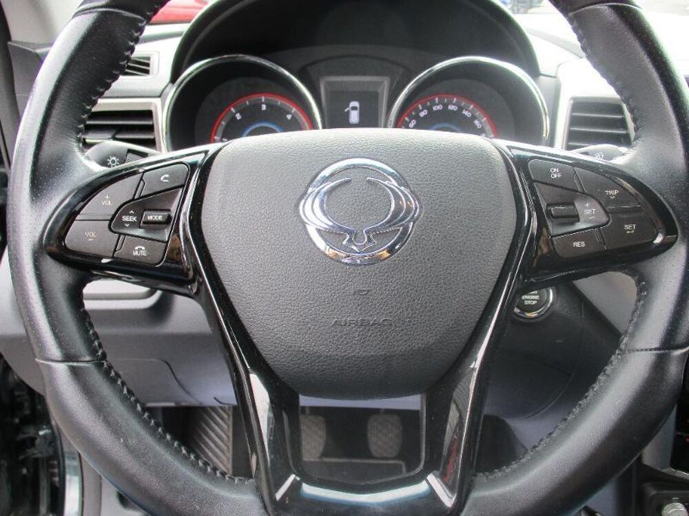 Tivoli 160 e-XDI 115ch 2WD Sport Bi-Ton Safety Pack 2018 occasion 24430 Marsac-sur-l'Isle