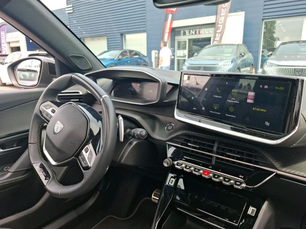 2008 1.2 Hybrid 145ch GT e-DCS6 / Toit ouvrant panoramique 2025 occasion 28500 Vernouillet