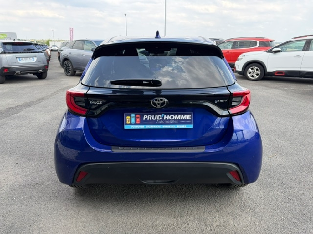 Yaris 116H DESIGN 92CH HYBRIDE 5P 2024 occasion 16400 Puymoyen