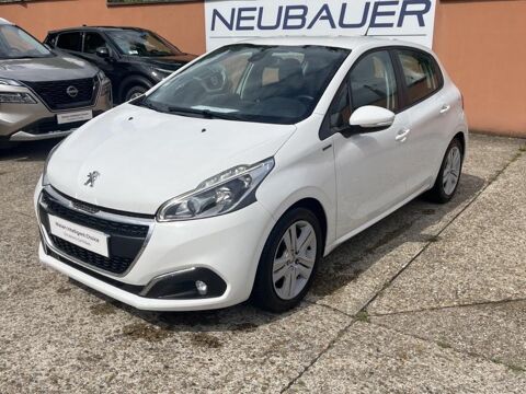 Peugeot 208 1.2 PureTech 82ch E6.c Signature 5p