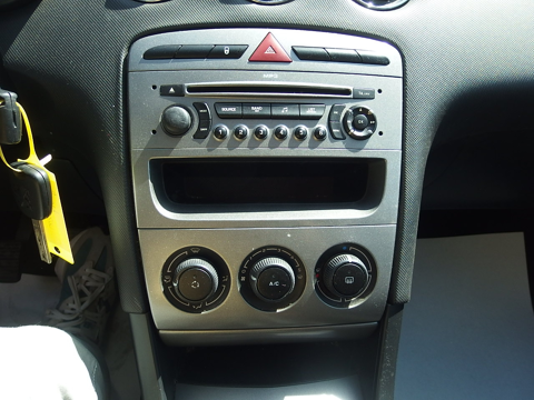 308 SW 1.6 HDI90 CONFORT PACK 2009 occasion 10600 Savi&egrave;res