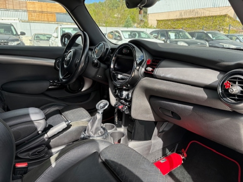 Cooper D COOPER D 116CH PACK RED HOT CHILI BOITE AUTOMATIQUE 2014 occasion 30360 V&eacute;z&eacute;nobres