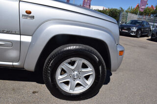Cherokee 2.8 CRD150 WILD DREAM BA 5P 2004 occasion 34740 Vendargues