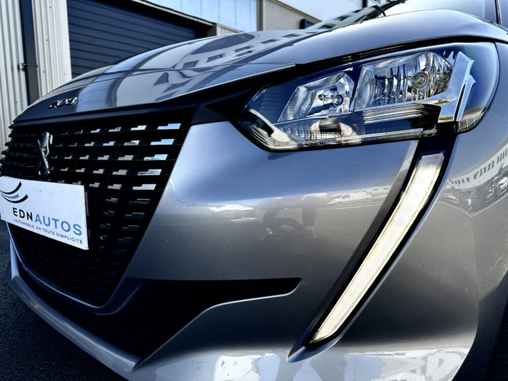 208 1.5 BLUEHDI 100CH S&S LIKE / APPLE CARPLAY / ANDROID AUTO / 2022 occasion 94260 Fresnes