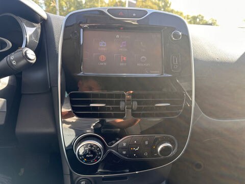 Clio IV 1.2 TCE 120CH ENERGY INTENS EDC EURO6 2015 2015 occasion 38130 ECHIROLLES