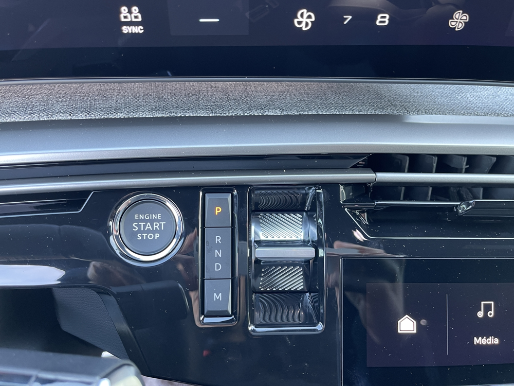 3008 1.2 HYBRID 145CH GT E-DCS6 2026 occasion 33700 M&eacute;rignac