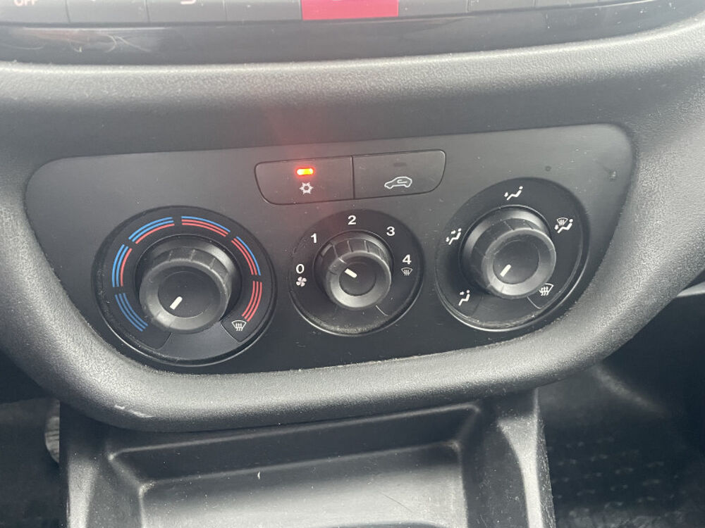Doblo 1.6 MULTIJET 105CH 705KG PRO LOUNGE 2022 occasion 34970 Lattes